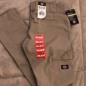 NWT Dickies kakis